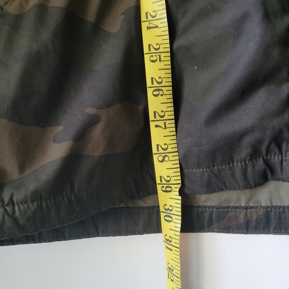 Abercrombie & Fitch Green Camo Hooded Jacket Lightweight Water Resistant Large - Picture 15 of 16